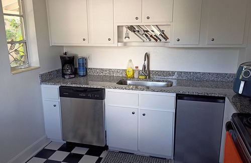 Sun Bay South House | 2-bedroom house in South Tampa with WiFi, AC Hammocks bikes and pet friendly!