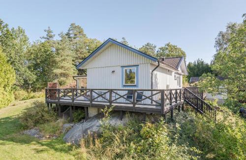 Vasterlanda Villa | 2 bedroom Lake house