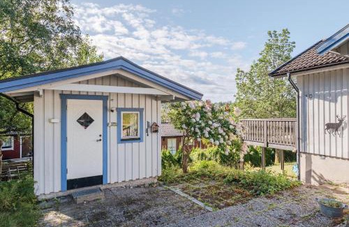 Vasterlanda Villa | 2 bedroom Lake house