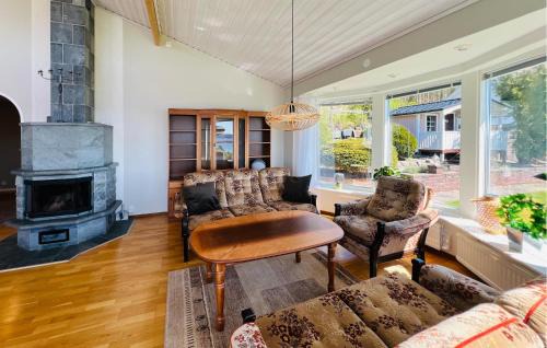 Uddevalla Municipality House | 2 Bedroom Lovely Home In Uddevalla