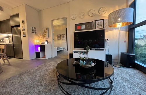 Strathfield Apartment | 2 bedroom luxury apartment without the cost. Homebush Sydney Australia