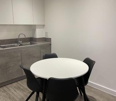 Gascoigne Apartment | 2 Bedroom Luxury Apartment in Barking