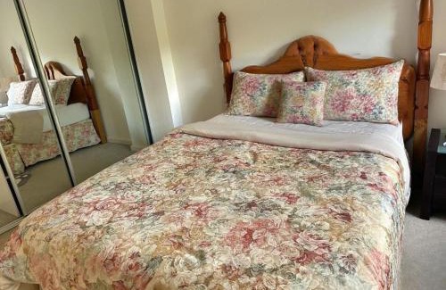 Kingswood Apartment | 2 Bedroom Near Nepean Hospital & Penrith