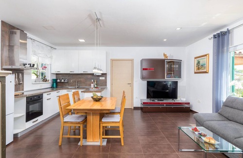 Galizana House | 2 bedroom nice home in Pula