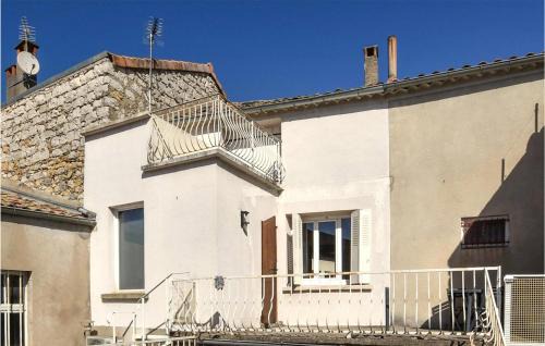 Ruoms House | 2 Bedroom Pet Friendly Home In Ruoms