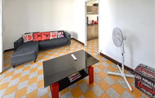 Ruoms House | 2 Bedroom Pet Friendly Home In Ruoms