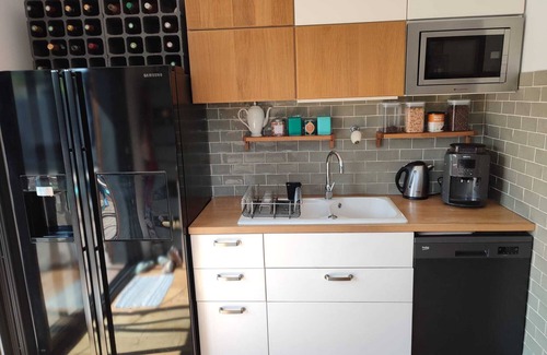 Cenon House | 2 Bedroom Private vacation home in Cenon