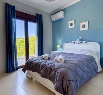 Pitharion Apartment | 2-Bedroom, Sea-View Apartment - Balcony in Heaven!