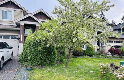 Langley House | 2 bedroom Spacious Guest Suite in Walnut Grove