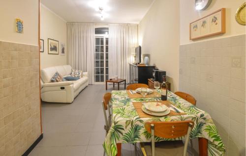 Genoa Apartment | 2 Bedroom Stunning Apartment In Genova