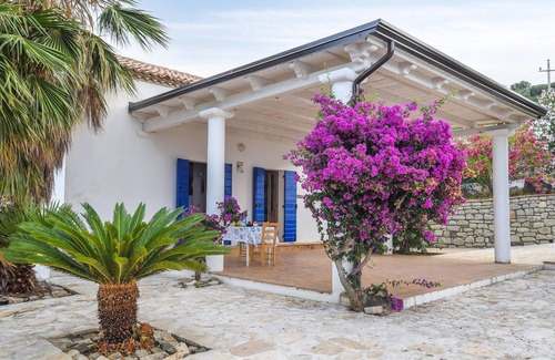 Diamante House | 2 bedroom stunning home in Diamante