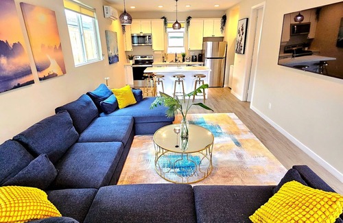 City Heights House | 2-bedroom townhome in marvelous San Die