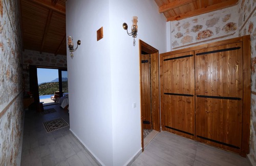 Uzumlu House | 2 Bedroom Villa with Secluded Heated Pool & Views