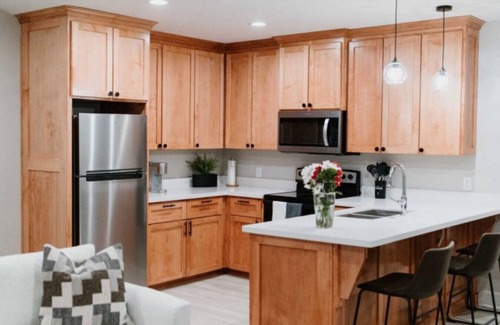 Council Bluffs House | 2 Beds + EV Charger | Gated Luxury Stay