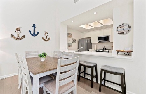Jacksonville Beach House | 2 Blocks from the Beach: The Coquina Cottage