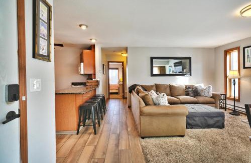 South Snyderville Basin Apartment | 2 br across from Park City Canyons Village Views!