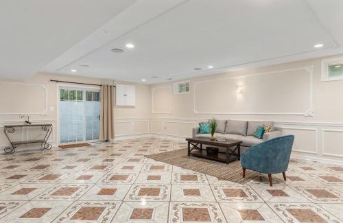Fairfax House | 2 BR Serene & Peaceful On 4 Acres, Fairfax-GMU - Lower Level