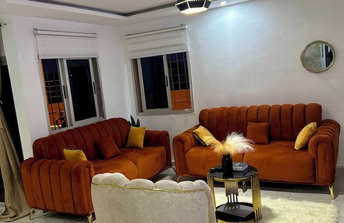 Angre Apartment | 2 chambres salon angré chu au rez de chaussée