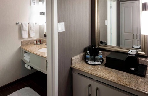 Fairfax Hotel | 2 Comfortable Rooms with Gym Near Patriot Park North and EagleBank Arena