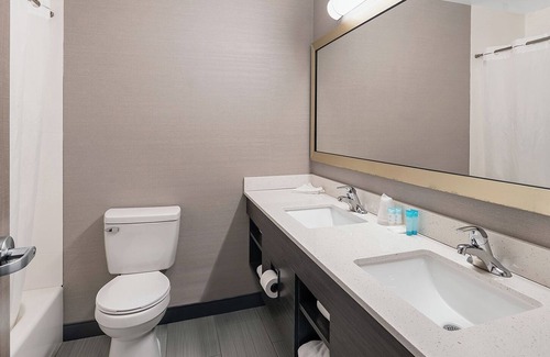 Foxboro House | 2 Comfortable Units, Minutes From Patriot Place, with FREE Parking & Breakfast!