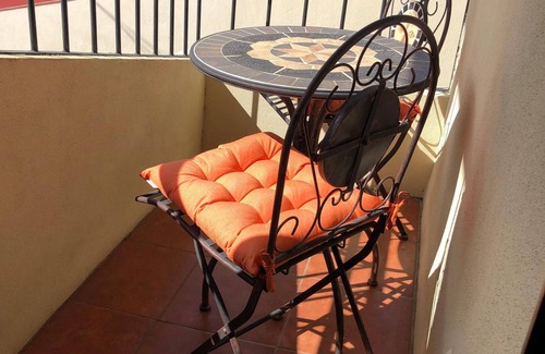 Guacima House | 2-floor, 3-bedroom house/AC/WiFI/10 mins from SJO and 15 mins from Parque Viva.