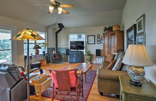 Apache Shores House | 2 Furnished Decks and Lake Views Austin Escape
