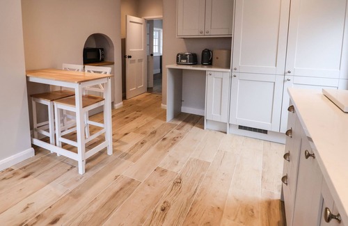 Cotebrook Cottage | 2 GOLF LINKS COTTAGES, pet friendly, with a garden in Norley