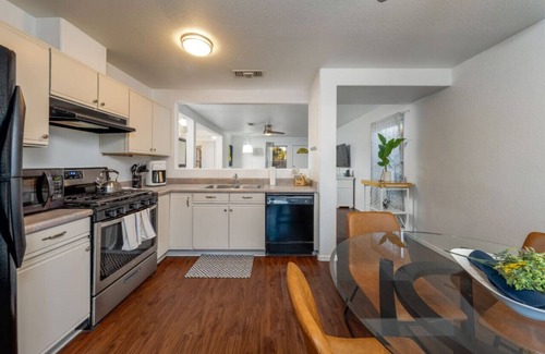 Tucson House | 2 Homes/7 BR 4 BA Total/Teams at KINO, ideal