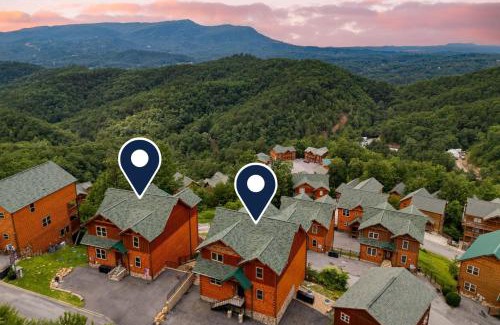 Pigeon Forge House | 2 Homes Firefly in Trail Way by AvantStay Sleeps 28, Indoor Pool Hot Tub Movie Theater & Game Room
