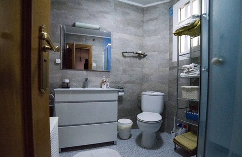 Burlada Condo | 2 kms away from Pamplona downtown. A big exterior room for San Fermin!