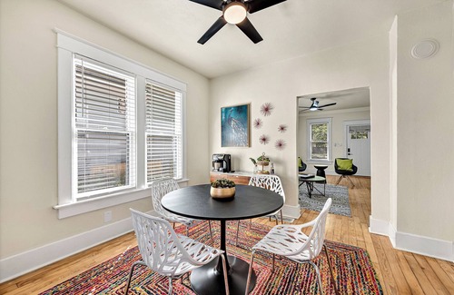 Rogers House | .2 mi to Downtown Rogers, Heated pool on Bike Trail, King Bed, Fire table