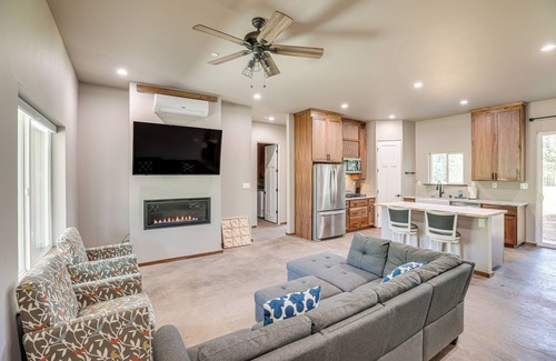 Bailey Creek House | 2 Mi to Lake Almanor: Home w/Golf Course Views!