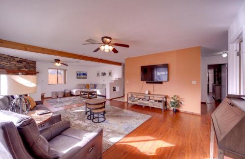 Prescott House | 2 Mi to Whiskey Row Tranquil Getaway with Deck!