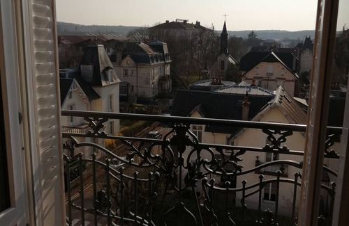 Vittel Apartment | 2 Pièces 62 m2, Superbe Vue, Spacieux, Lumineux, Chargé D'histoire