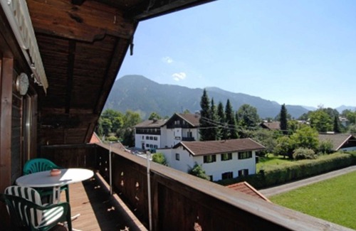 Rottach Apartment | 2-room apartment with 68m² - .Ferienwohnungen Kraus