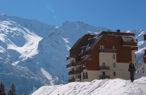 Le Pleynet Apartment | 2-room apartment near slopes with balcony and elevator