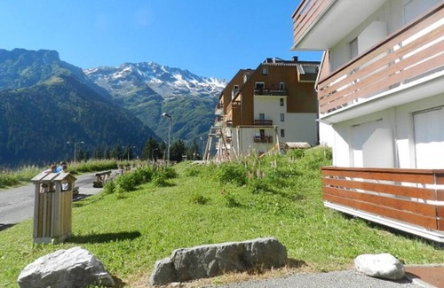 Le Pleynet Apartment | 2-room apartment near slopes with balcony and elevator