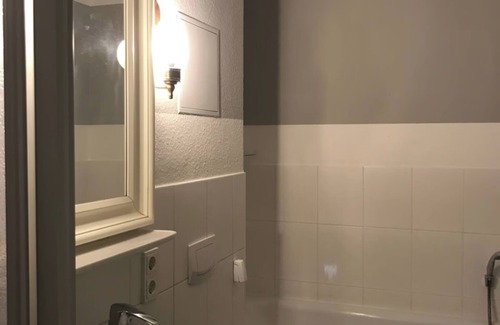 Altona-Altstadt Apartment | 2 rooms with balcony in Altona with breakfast snack