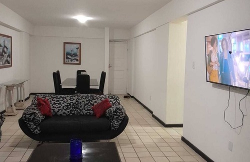 Jardim Oceania Apartment | 2 streets from the sea, excellent location, with 270m² and cozy