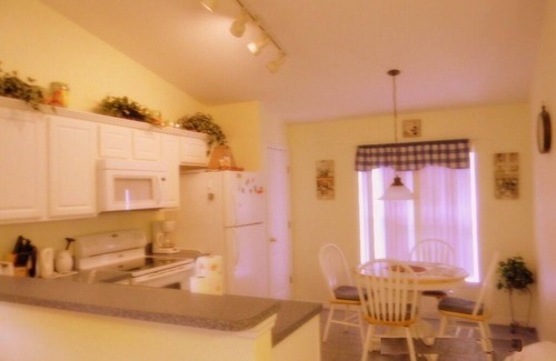 Silver Creek House | 2 Side-By-Side Single Homes, Each with own Prviate Pool/SPA, Hardwood/Tile floor
