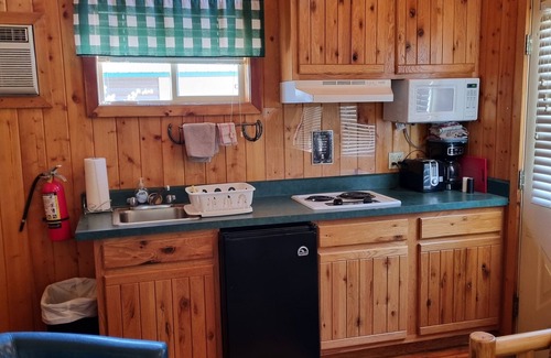 Absarokee Cabin | #2 Soothing cabin with AC south of charming Absarokee