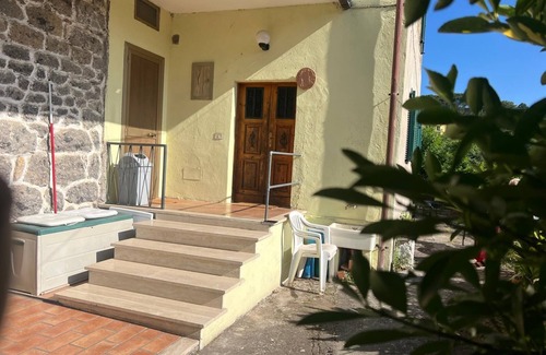 Mazzano Romano House | 2-storey vacation home with 2 large terraces and sensational views