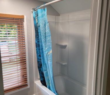 Wilmington House | 2 Story House-Comfy long stay rates- with Hot Tub