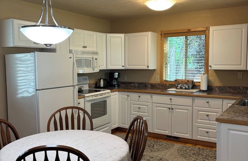 Nashua House | 2 Story House-Missouri River