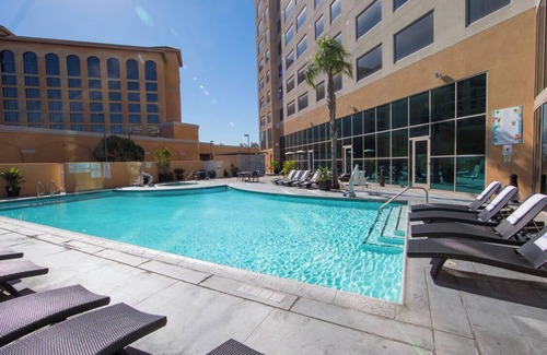 Anaheim Resort House | 2 Units - Resort-Style Stay Near Disneyland, OC Beaches & Anaheim Convention