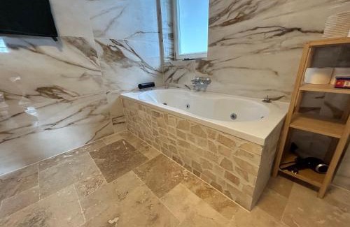 Jagstfeld Apartment | 2 ZKB 65 m2 komplette Wohnung