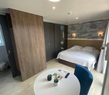 Mamers Hotel | 20 m² Hotel ∙ 2 guests