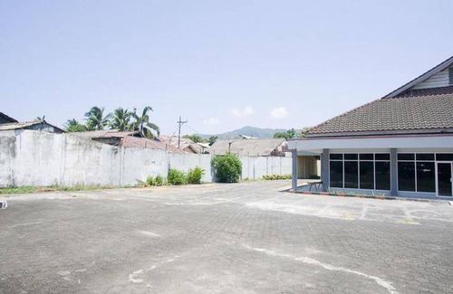 Bitung Hotel | 20 m² Hotel ∙ 2 guests