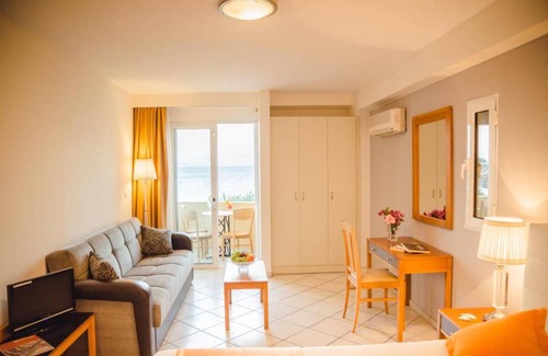 Ammoudara Resort | 20 m² Private room ∙ 1 bedroom ∙ 3 guests