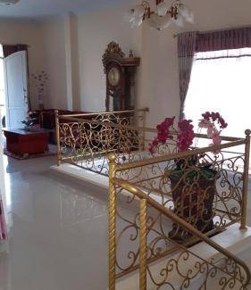 Rantepao Bed & Breakfast | 200 m² Bed and breakfast ∙ 4 bedrooms ∙ 20 guests